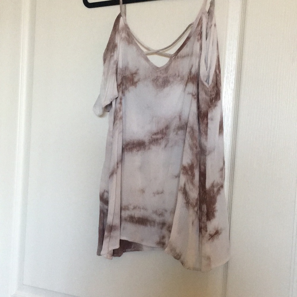 Off the shoulder cute summer top